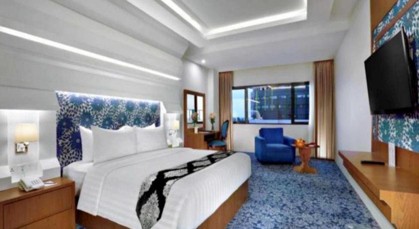 Ck Tanjungpinang Hotel And Convention Centre Экстерьер фото