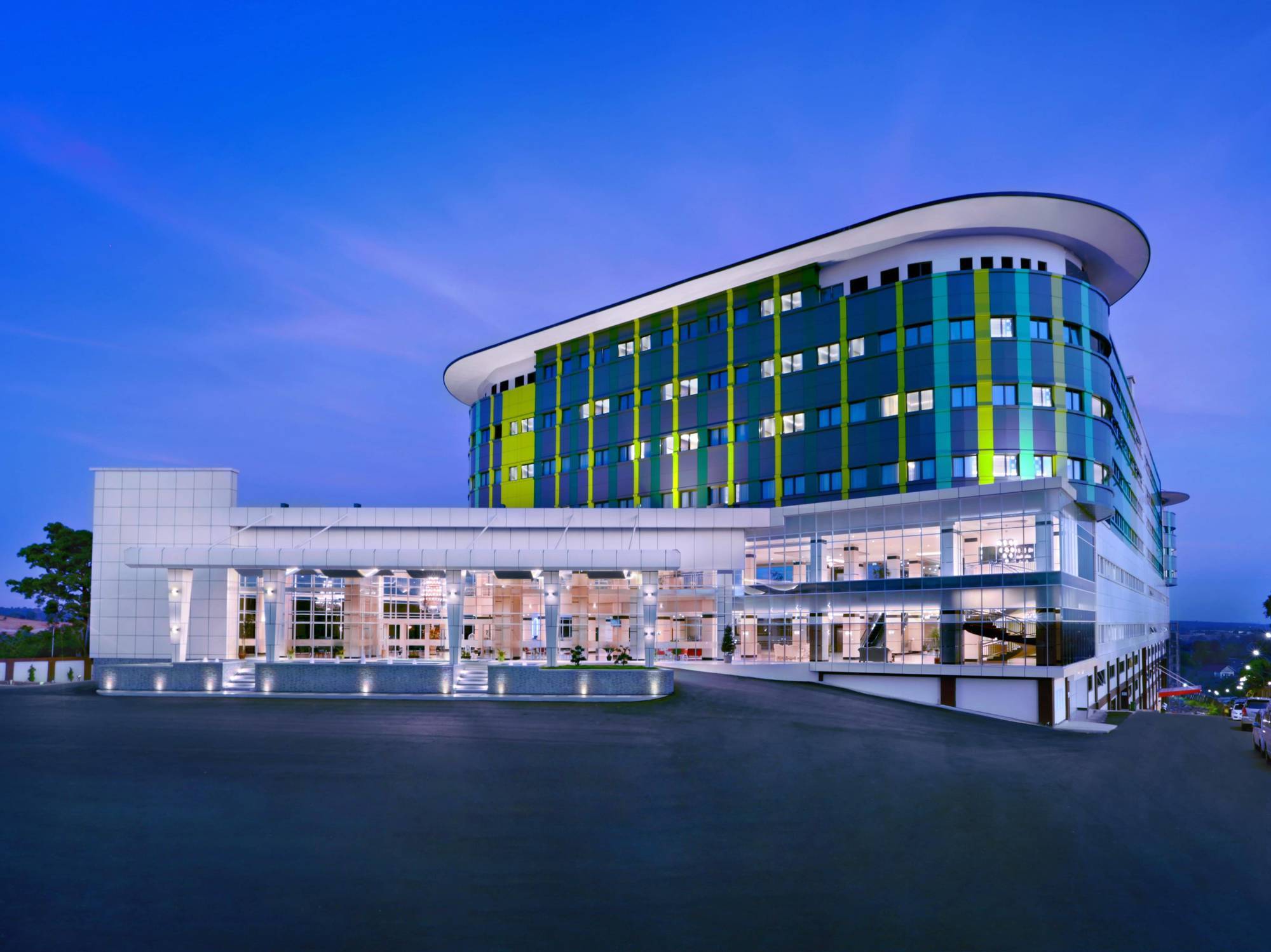 Ck Tanjungpinang Hotel And Convention Centre Экстерьер фото
